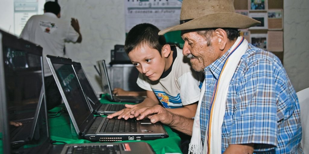 Ventajas de la Educación Online para Estudiantes en Áreas Rurales 2024